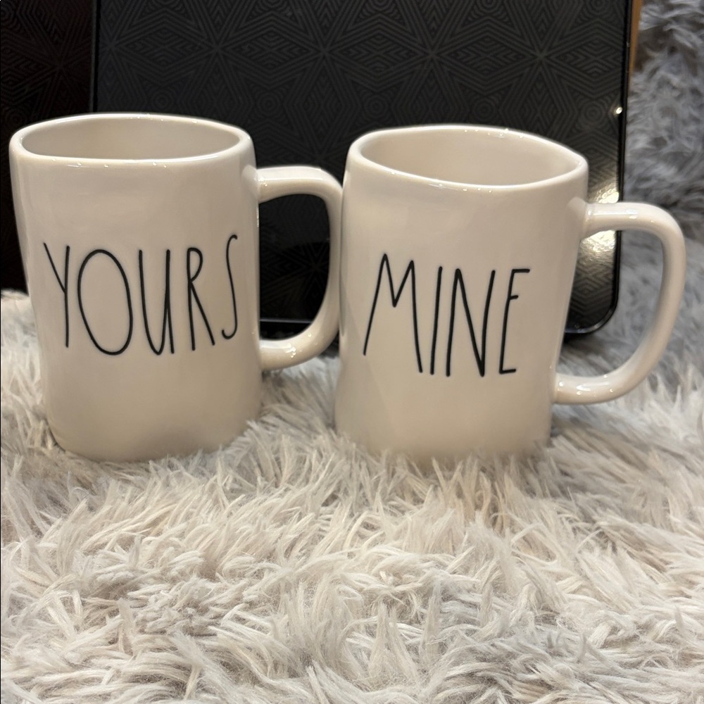 🤩💕Rae Dunn: Yours & Mine Mug Set🤩💕